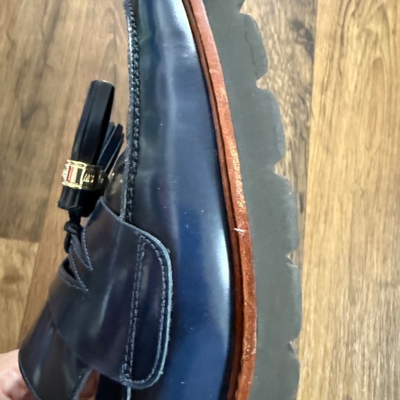 Stuart Weitsmann MANILA Loafer - Picture 4 of 10